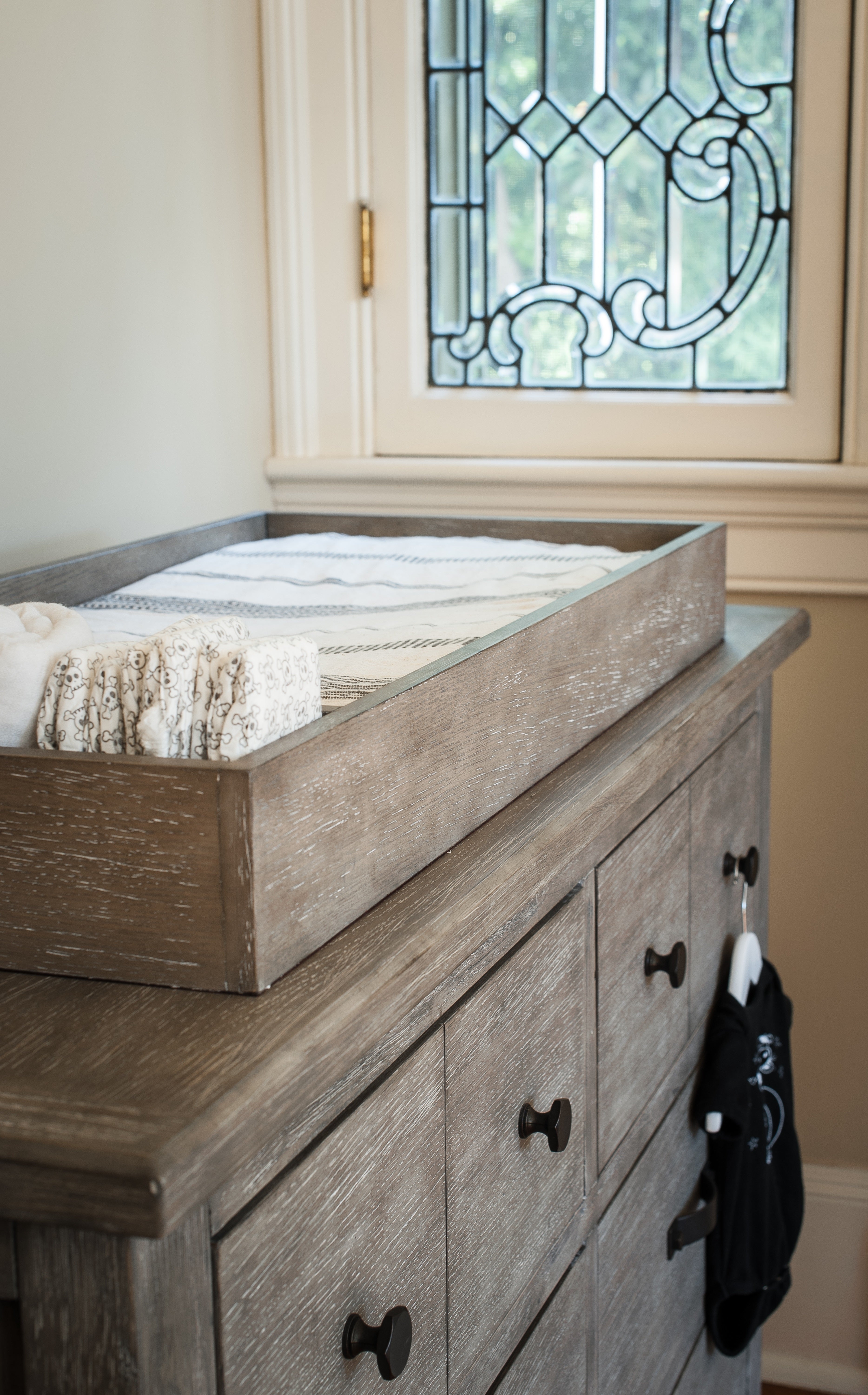 Rustic Farmhouse Dresser | 6 Drawers Rustic Farmhouse Dresser | 6 Drawers